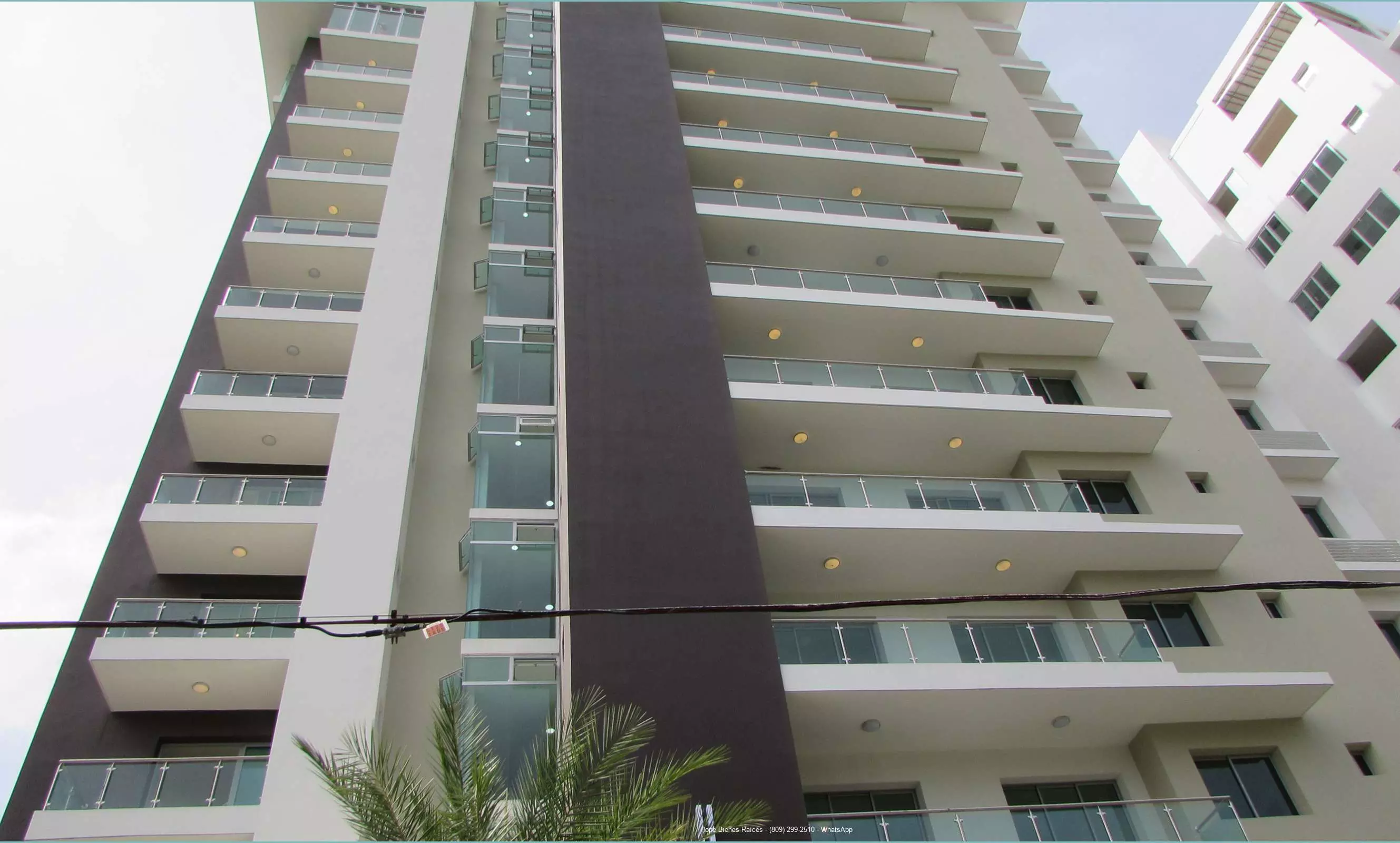 Alquilo Apartamento en Torre en La Esmeralda