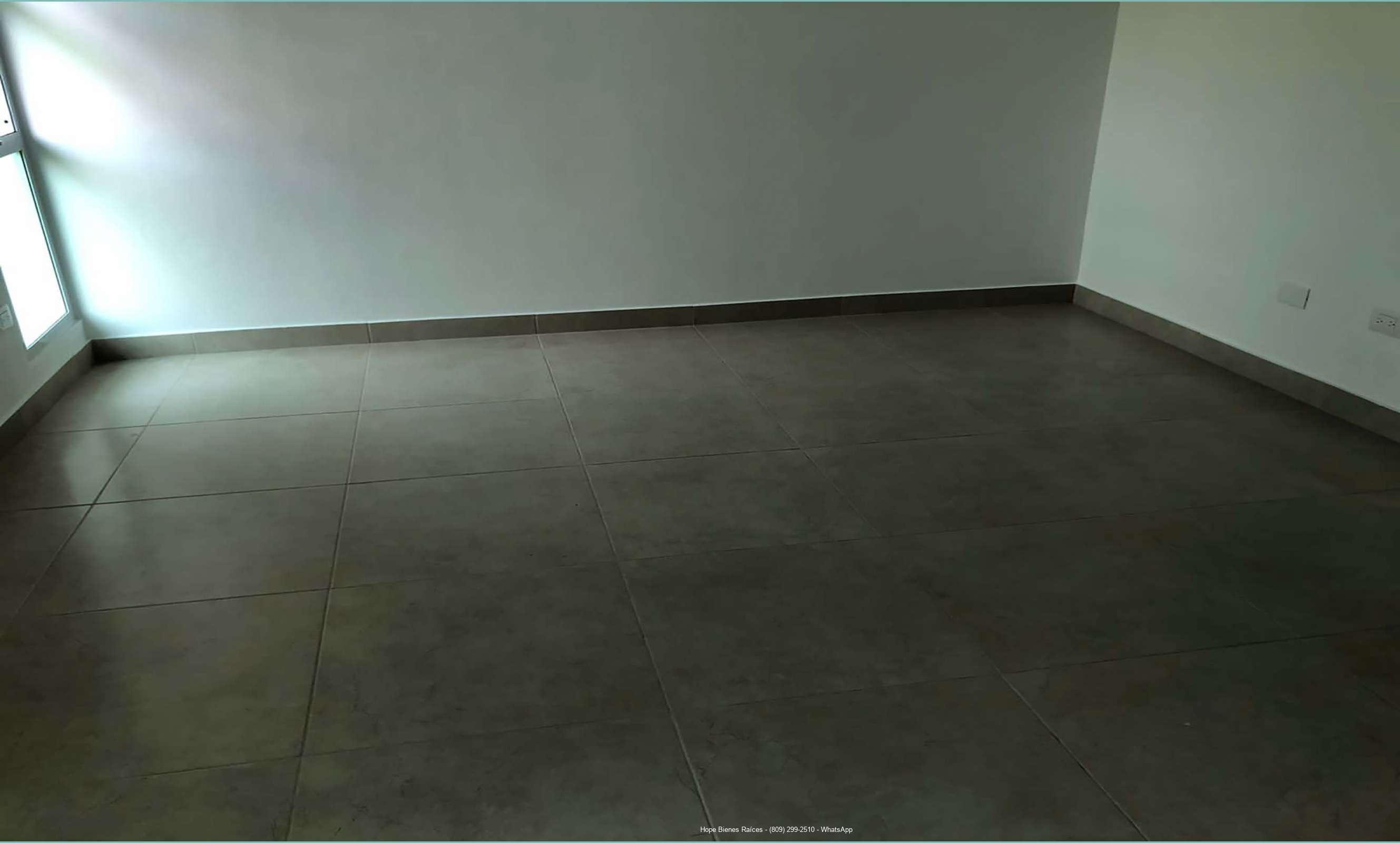 Pisos en porcelanato importado