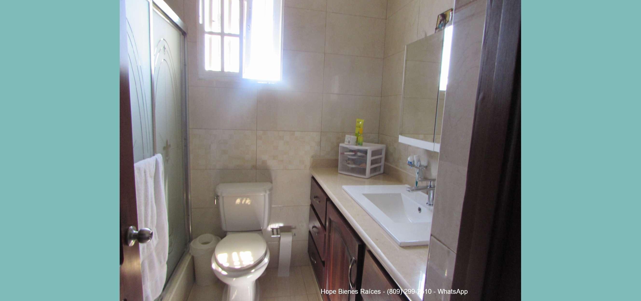 13Hab principal baño