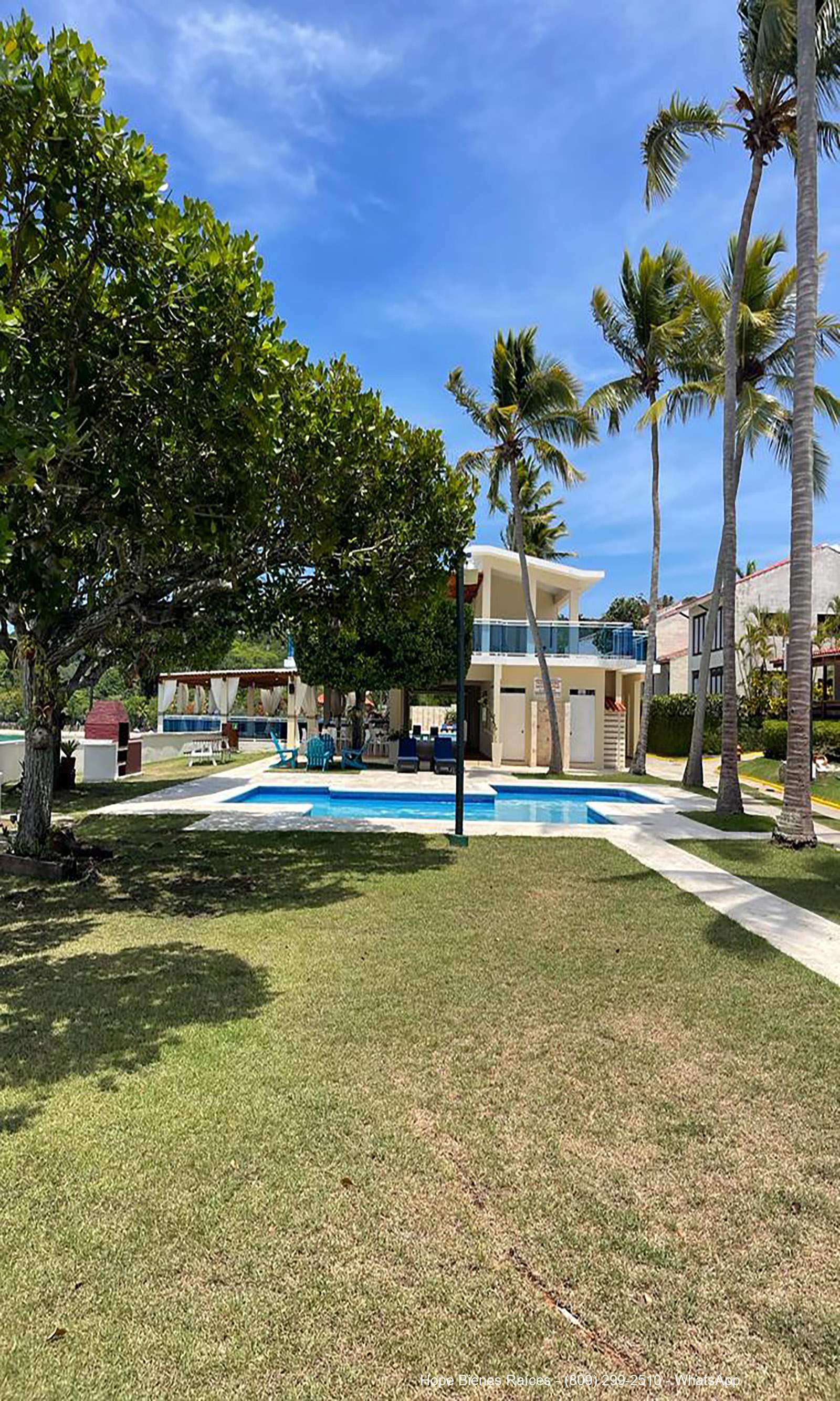 Áreas sociales piscina de niños