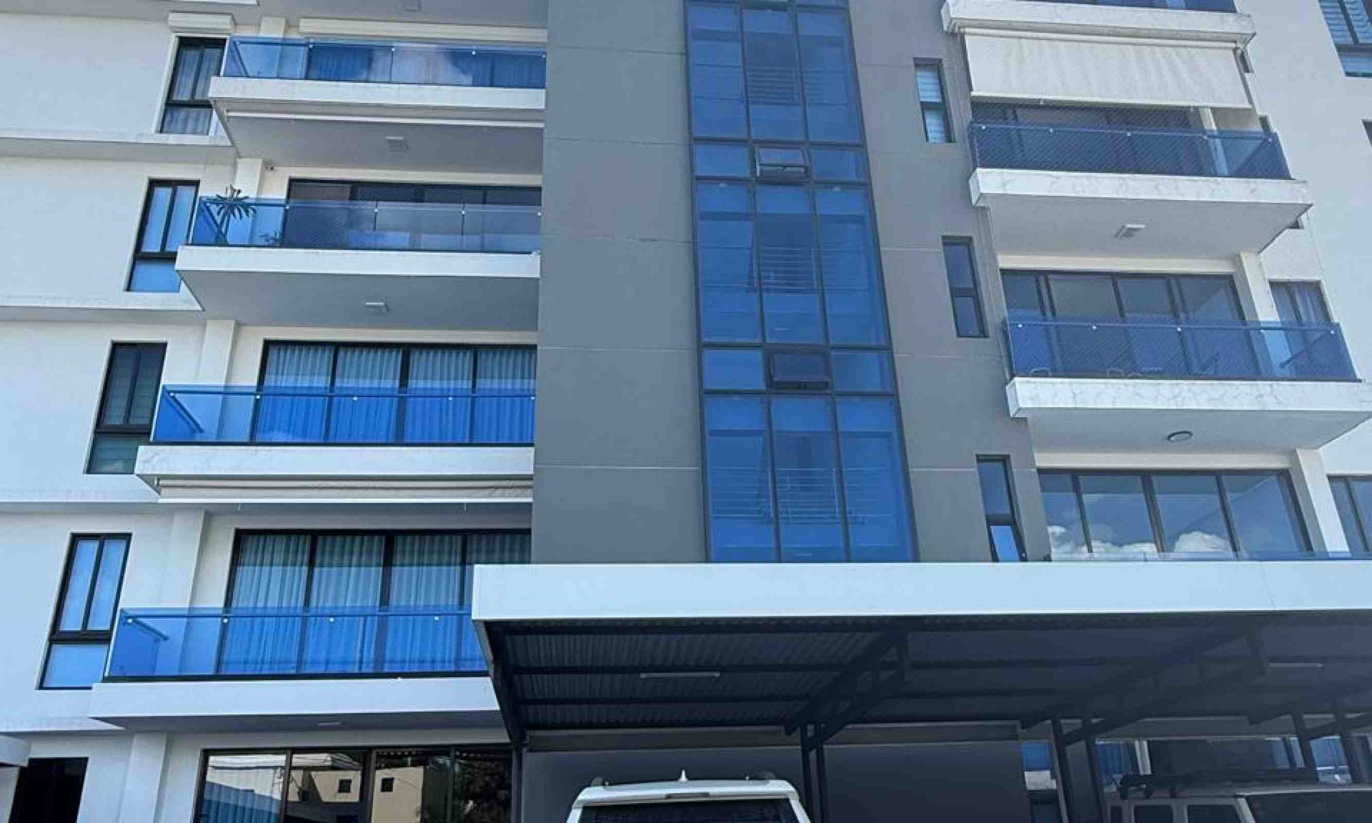 Amplio Apartamento en Cerros de Gurabo